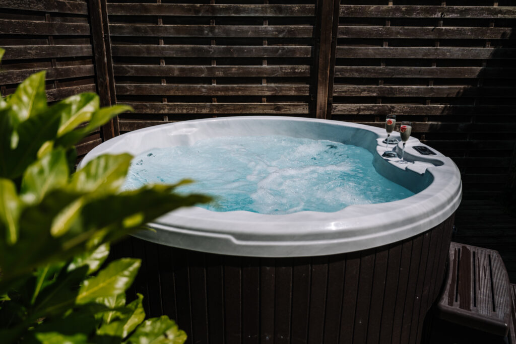 outdoor hot tub